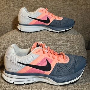 Nike Air Pegasus 30 Women’s running Shoes Atomic Pink/Armory Slate Size 9.5